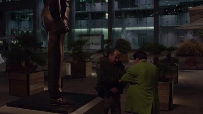 No-no-no-no.
Don't touch the badge. - Twin Peaks