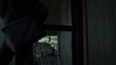 No, no, no, no, no, no. Yes. - Eyewitness