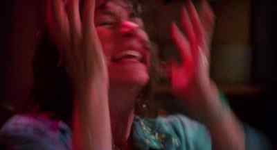 No, no, no, no, no,
please, don't! - The Texas Chainsaw Massacre 2