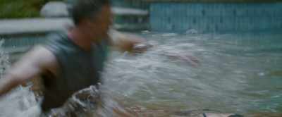 No, no, no, no. - The Girl in the Pool