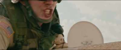 No. No, no, no. Sergeant...
Hey, sergeant, we're too close. - Sand Castle