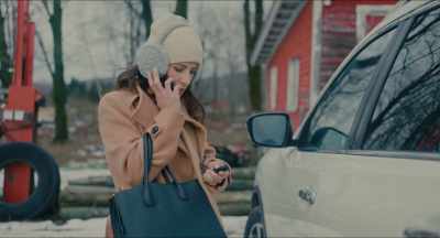 - No, no, no, not at all.
It's fine. - Christmas Cowboy