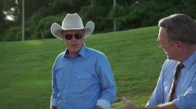 - No, no, no. - Running the Bases