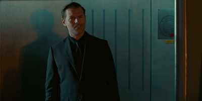 No, no, no. Wait, wait, wait.
Hey, hey. Do not land in here. - Jurassic World: Dominion