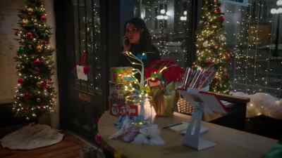 No, no. Please don't tell me. - Unwrapping Christmas: Mia's Prince