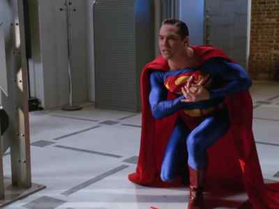 No! No! The suit is all
that contains his power! - Lois & Clark: The New Adventures of Superman