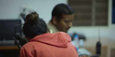 No, no. There's no need. - Crime Stories: India Detectives