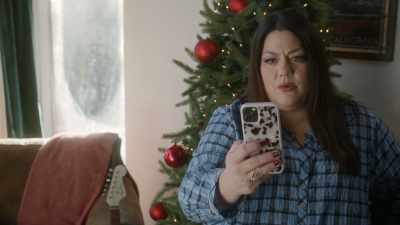- No. No way.
- Now, wait, hear me out. - A Country Christmas Harmony