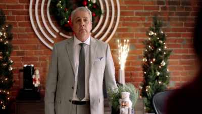 No, no, it won't
be a problem. Mm-mm. - Jingle All the Way to Love