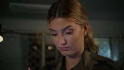- No, not moving for Christmas, - Private Princess Christmas