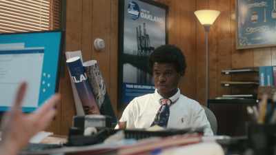 No offense, but I wouldn't
describe you as a large man. - Blindspotting