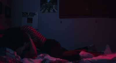 - No. Oh no. No, no.
Wait, wait, wait. - Shithouse