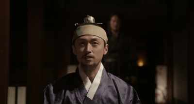 No one knows who he is
or who he works for, - The Assassin