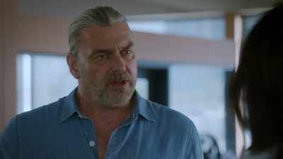 No one knows where
the Lieutenant Governor is? - Reef Break