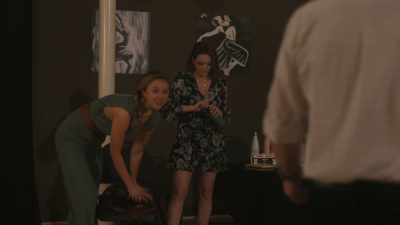 No one wants a wedding party
who doesn't know how to dance. - The Professional Bridesmaid