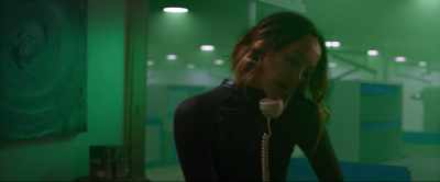 - No one will see me.
- Exactly the problem. - The Guardians of Justice