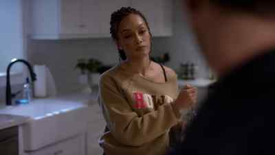 No one's ever gonna take you
seriously drinking Moscato. - A Heart for Christmas