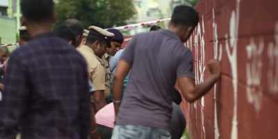 -No other injuries?
-Nothing else apparent. - Crime Stories: India Detectives