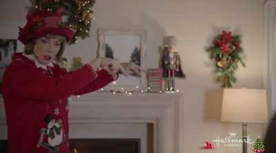 No. People cannot see me
when we take our little jaunts - A Shoe Addict's Christmas