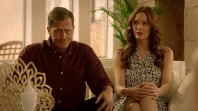 - No. [Phil suspira] - Couples Retreat Murder