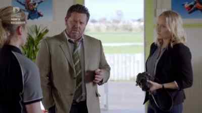 No prizes for guessing
which one's Andre's car. - The Brokenwood Mysteries