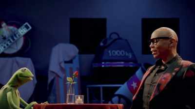 -No problem.
-Ru, wonderful to see you! - Muppets Now