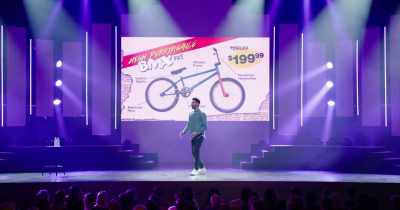 No!" - Hasan Minhaj: Homecoming King
