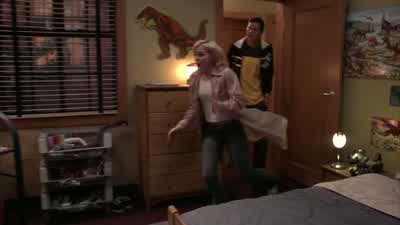 No! Oh, my God! How could you let him watch the tape? - Scary Movie 3