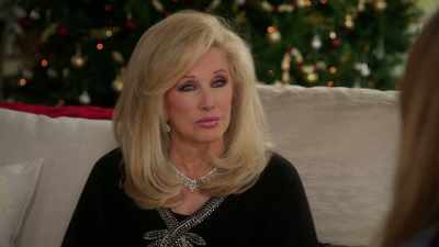 No, you said
[speaking gibberish]. - Ladies of the '80s: A Divas Christmas
