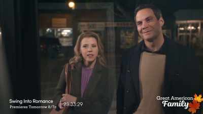 No, she seems sad about
something, but... - Craft Me a Romance
