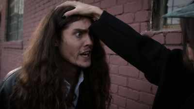 - No, Serena!
(Serena growls) - Don't Let Her In