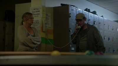 - No, she's already gone. - 12 Desperate Hours