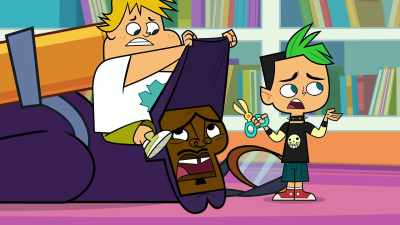 No, stop! Not my new-- - Total DramaRama