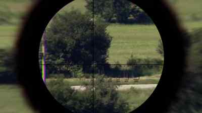 No target indicators
on glass. All clear. - Sniper: Ghost Shooter