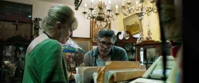 - No, that is her name.
- No, it's the, the title. Look. - Art of Love