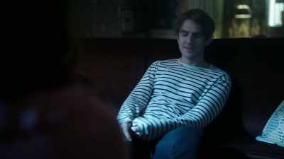 No, that-- That's-- That's dumb. - Legion