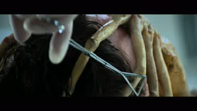 No, that's not— it's tearing his scalp. - Alien