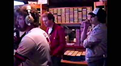 - No, that's Tommy Tutone.
- That was Tommy Tutone. - Worst to First
