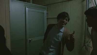 - No, the cafe's closed already!
- Here we go! - Beyond the Infinite Two Minutes