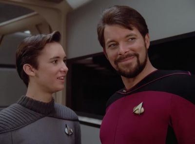 No The girl - Star Trek: The Next Generation