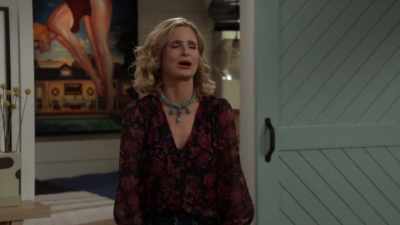 No. The kissing.
I‐It has to stop. - Call Your Mother