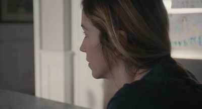 - No, there's not really laundry - Justine