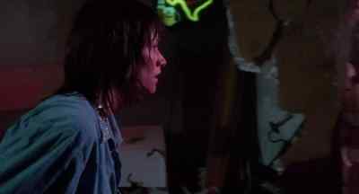 No. They'll get away. - The Texas Chainsaw Massacre 2