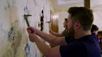 - No.
- [thudding] - Renovation Impossible
