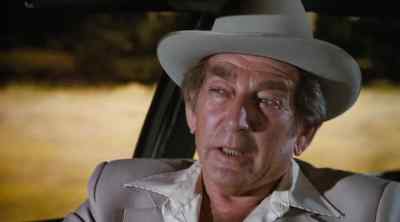 No traffic in either direction. - The Dukes of Hazzard