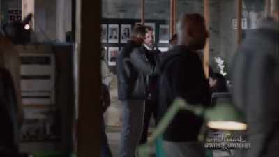 No, you wanna bring it down
with a snap, ok? - Last Scene Alive: An Aurora Teagarden Mystery