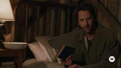 No, this Washington Irving...
I-I know him. - Rip in Time