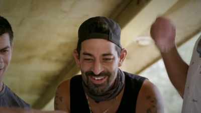 -No way.
-And it should, you know, - Deadliest Catch: Bloodline