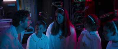 - No way, he's the competition.
- That's so mean. - You Keep the Kids