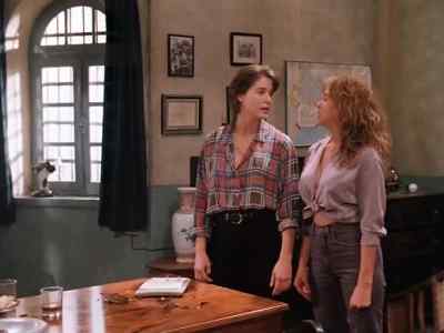No way.
- It's our only chance. - Prison Heat